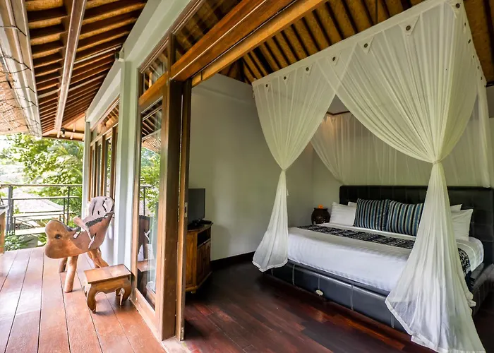 Villa Umah Shanti